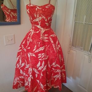 1950s beyond circle skirt Hawaiian dress